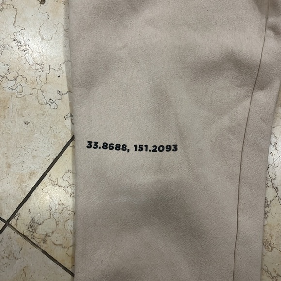 Meshki XS Nude color coordinates sweatpants joggers - Picture 2 of 6